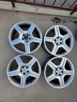 Mercedes AMG s class 19" rims wheels tires staggered