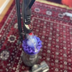 Dyson Vacuum 