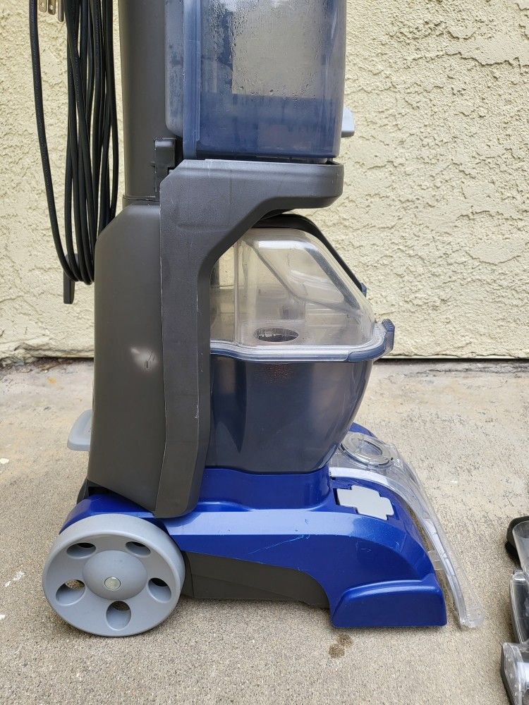 Hoover Cleaner Upright Shampooer FH50141 for Sale in Los Angeles, CA