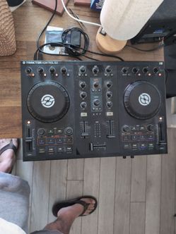 Traktor Kontrol S2 (mk1)