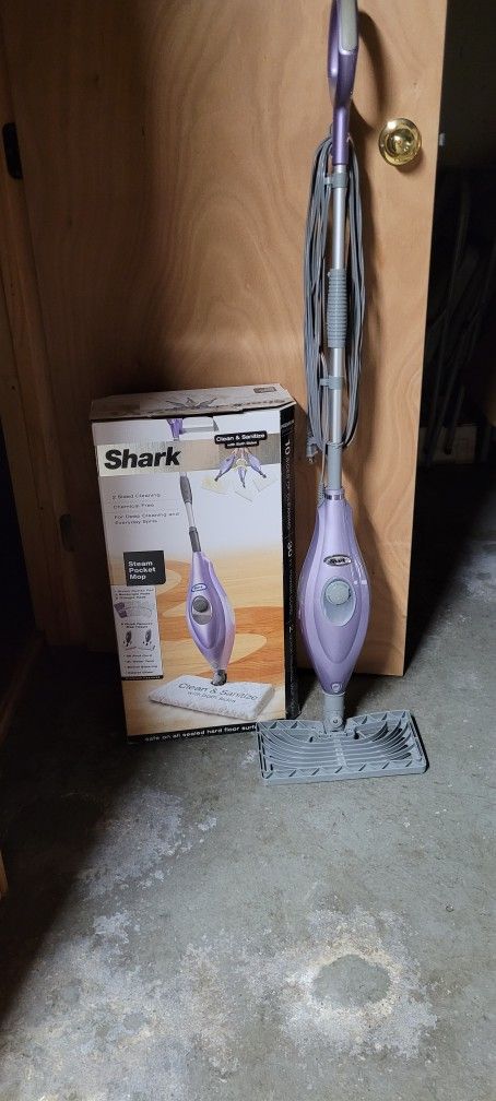 Shark Steamer Mop
