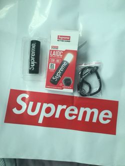 Supreme flashlight