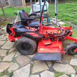 Barely Used GRAVELY WITH 18HRS