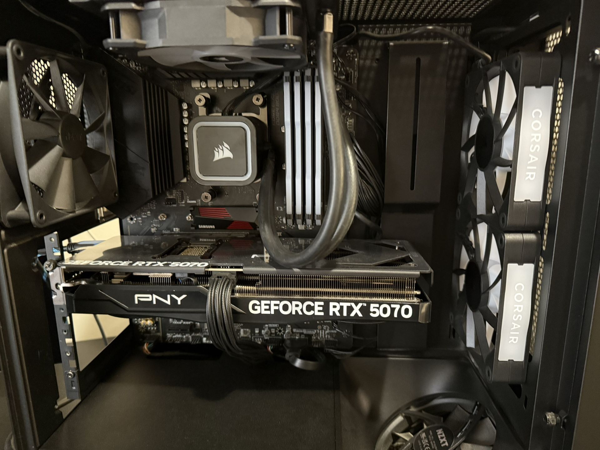 High-End Gaming PC – RTX 5070, Ryzen 9, 64GB RAM – 4K Ready!