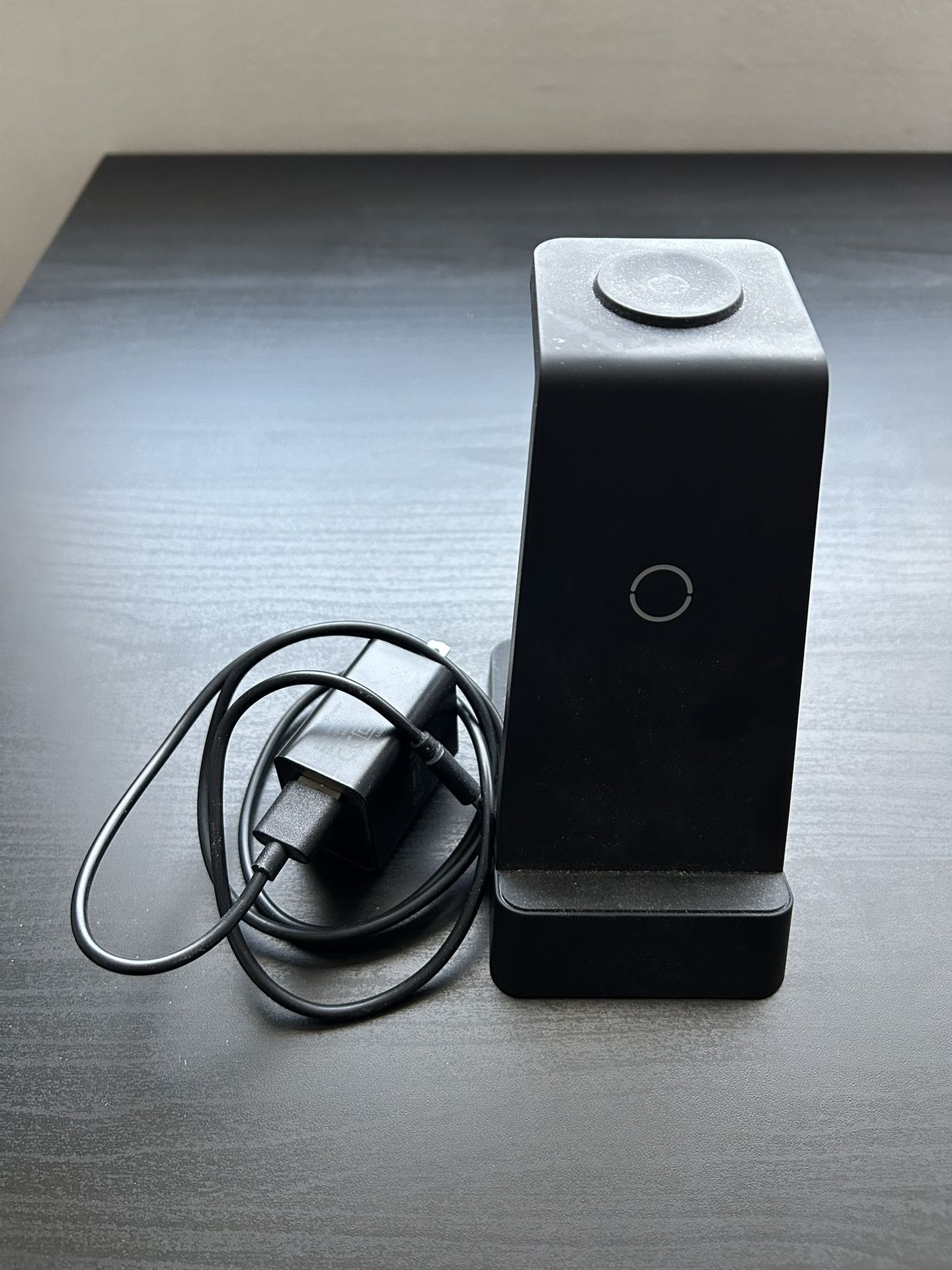 iPhone, Apple Watch, AirPod Charger Station