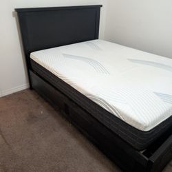 Full Size Mattress, Bedframe & Nightstand