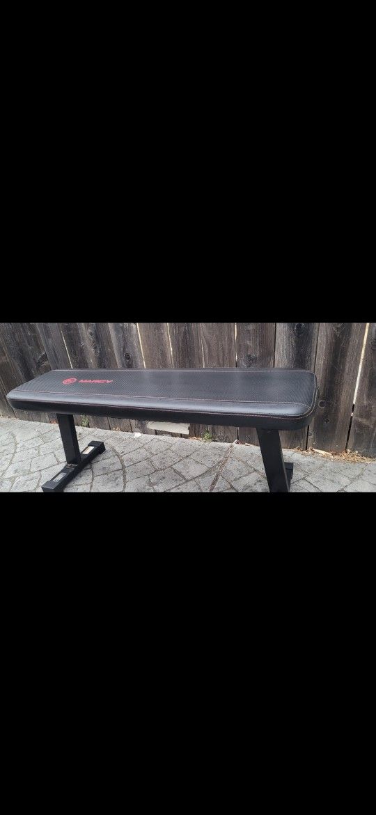 Flat Weight Bench