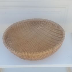 Large Round Woven Wicker Basket Bowl