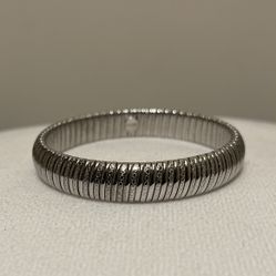 Avon Silver Tone bangle