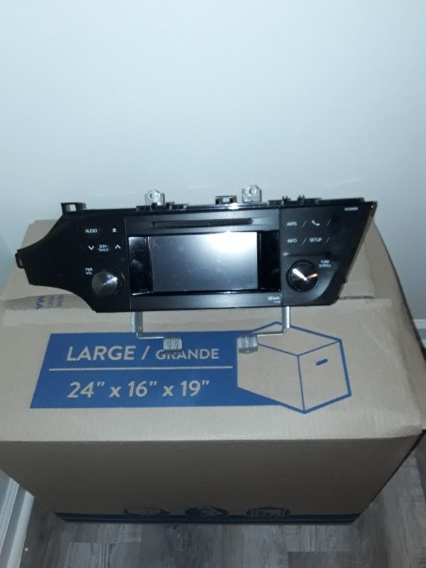 2013-2015 Toyota Avalon OEM Radio CD /FM