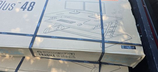 Desk cube plus 48 / Desk sit on top