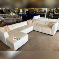 New Livingroom sectional sofa 