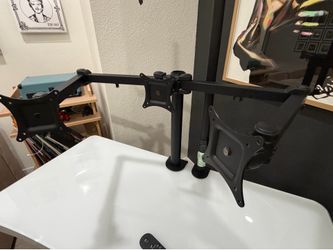 Triple Monitor Desk Mount