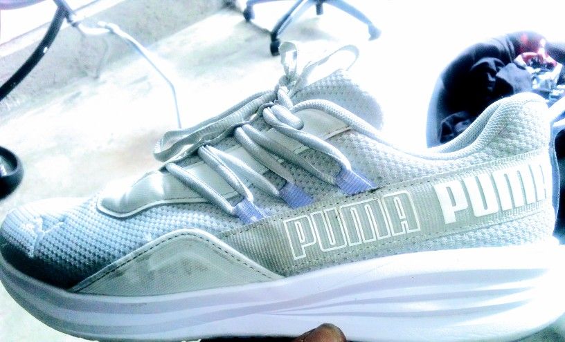 PUMA Ladies' Star Vital Refresh Sneaker Gray Size-10(MUST GO $10.00)