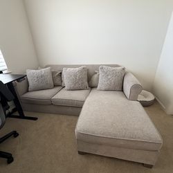 Sectional Crate and Barrel Hayward Sofa