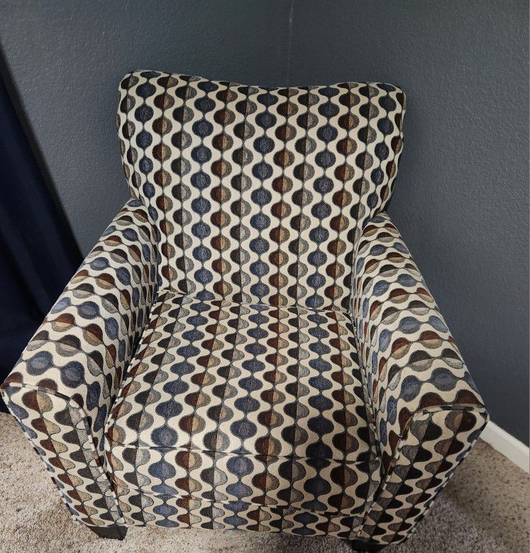 Chair Almost Brand New Very Comfortable