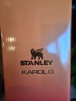 Stanley cup  Karol g