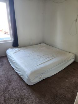 King size bed
