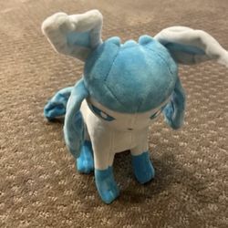 Pokémon Glaceon Plush