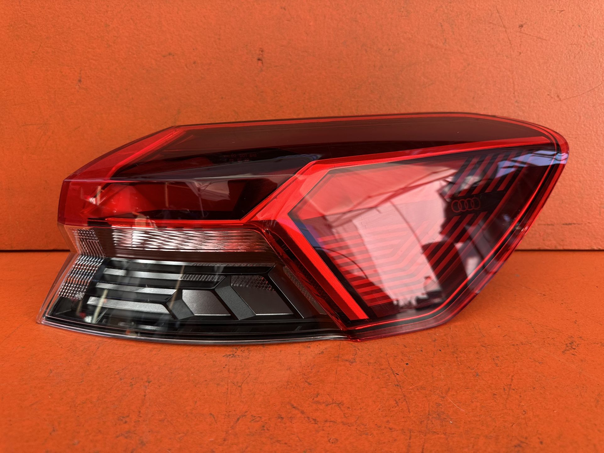 2022 2023 2024 2025 AUDI Q4 E-TRON RIGHT PASSENGER TAIL LIGHT OEM 89A945092A