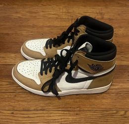 Air Jordan Retro 1’s Rookie of the year size 10
