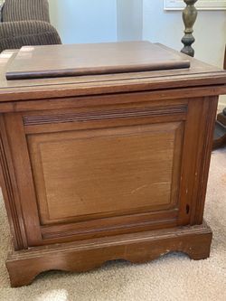 Vintage Wooden Commode Cabinet with Ceramic Pot
