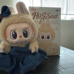 Pop Mart Labubu - Have A Seat: Baba x1