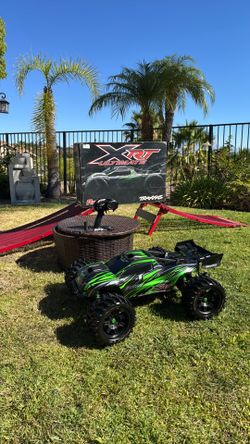 Traxxas XRT Ultimate – Lightly Used – $1,200