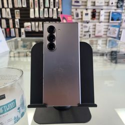 Samsung Galaxy Z Fold 6 Silver 256 GB Factory Unlocked