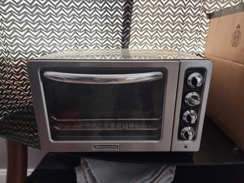 Kitchenaid Stainless Steel Countertop Convection Oven Model Kco223cu for Sale in Boca Raton FL OfferUp