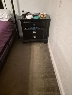 Nite stand $40,00