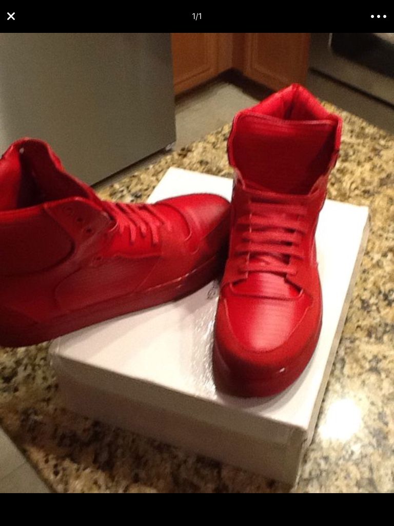 Balenciags size 11-12-13 brand new good shoe for prom $240