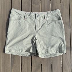 Patagonia Rock Craft Lightweight Shorts 5” Women’s Sieze 8, Beige