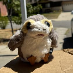 Discontinued Vers. Disney Parks Star Wars Galaxy’s Edge Porg Shoulder Pal