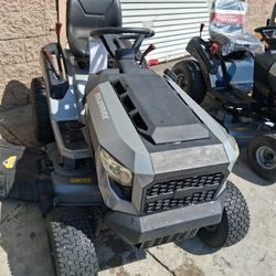 MURRAY MT100 42 in. 13.5 HP 500cc E1350 Series Briggs and Stratton Engine 6-Speed Manual Gas Riding Lawn Tractor Mowerh
