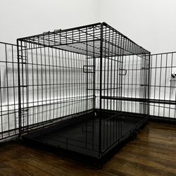 Two Entrance Dog Crate Divider Included