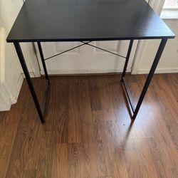 Table 30in Good Condition
