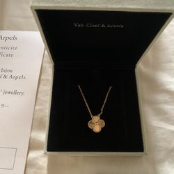 Van Cleef & Arpels Van  Necklace – Stylish 18K Gold Plated Women’s Jewelry