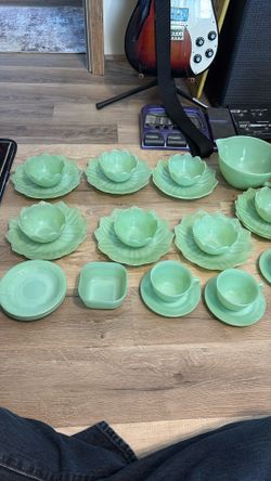 Vintage Fire King Jadeite Set 