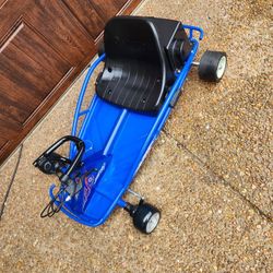 Razor Ground Force - Electric Go-Kart for Ages 8+, Up to 12 MPH, Up to 40 Minutes of Continuous Use, Variable Speed Throttle, 24V Rechargeable Battery