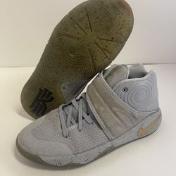 Nike Kyrie Irving 2 Wolf Gray/Metallic Gold-Black Size 7 826673 050