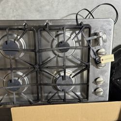 30" GE Gas Cooktop