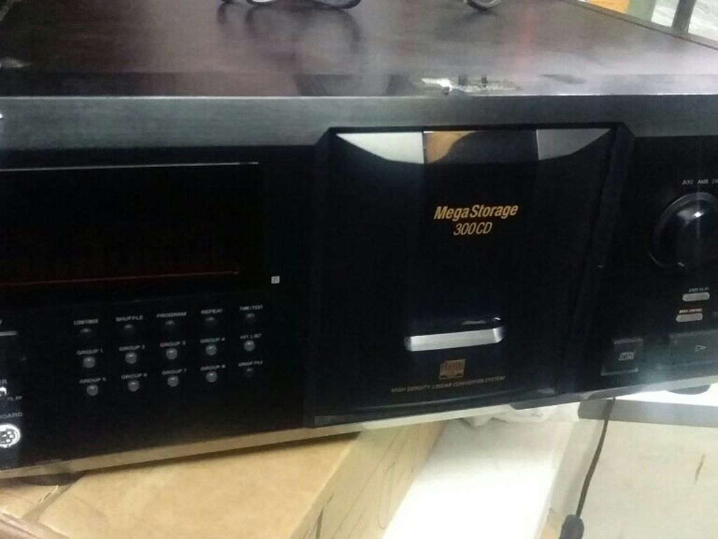 Sony 300 CD Player