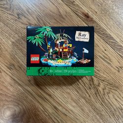 Lego Ray The Castaway 40566