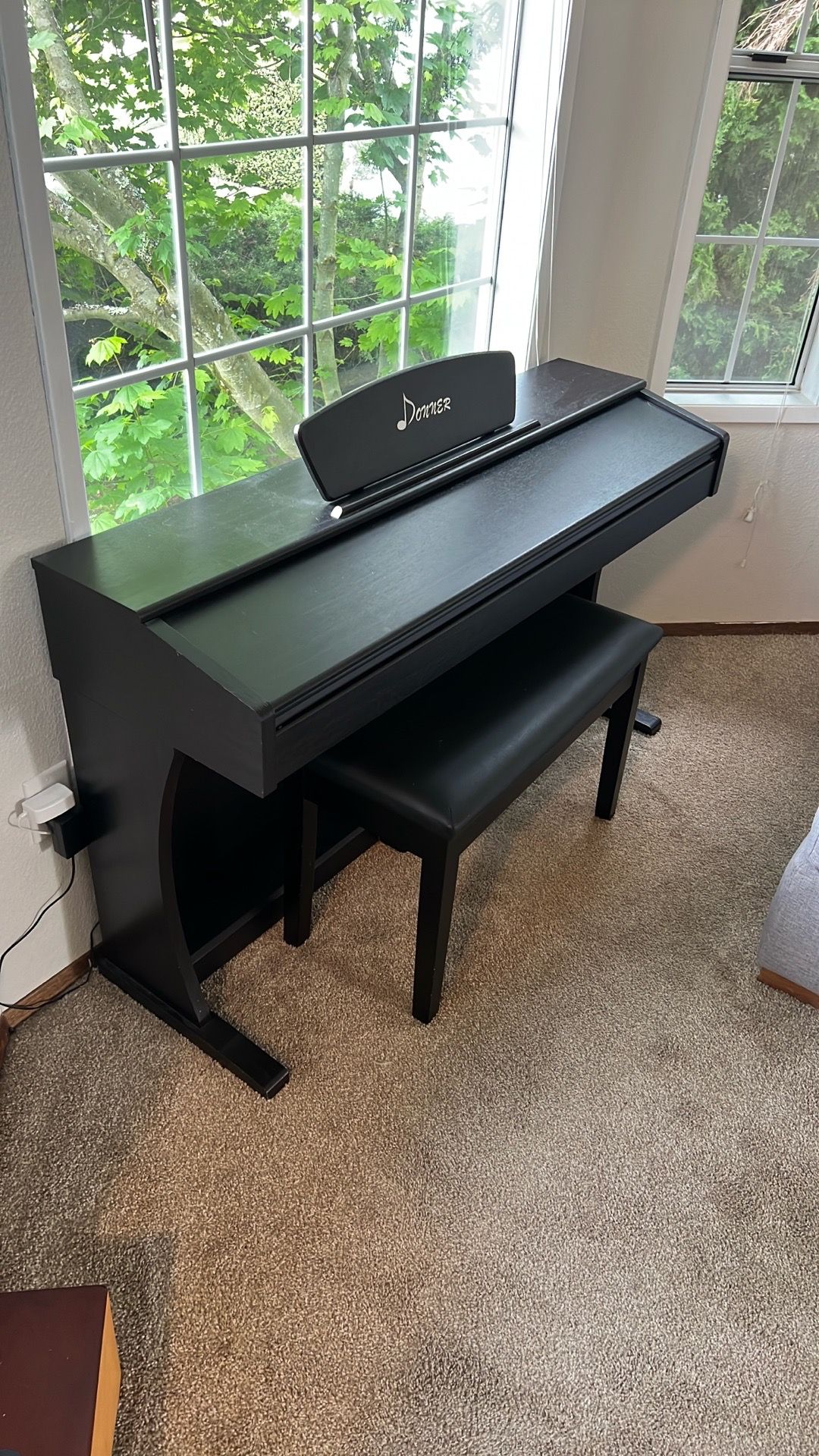 Donner digital piano