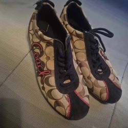 Coach Shoe