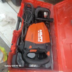 HILTI  TE 1000 AVR 
