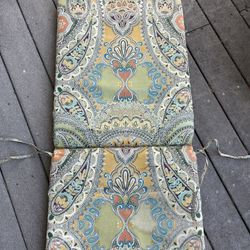 Set 2 Outdoor Weather Resistant Chair / Lounger Cushions 