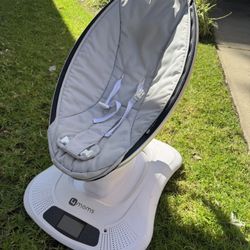 4moms mamaRoo 4 Multi-Motion Baby Swing