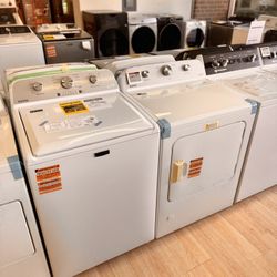 Brand-new Maytag washer and gas dryer set-4.5 cu.ft top load washer with a 7.0 cu. ft. front-load dryer.